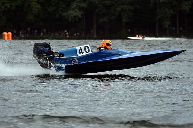 一直以其出 一直以其出